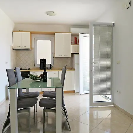 Andrea Appartement *
