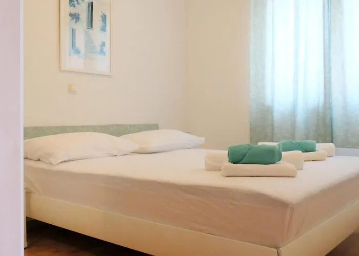 Andrea Τρογκίρ