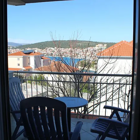 Apartman Andrea Trogir