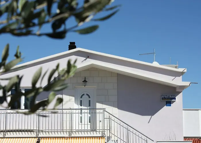 Apartment Andrea Trogir
