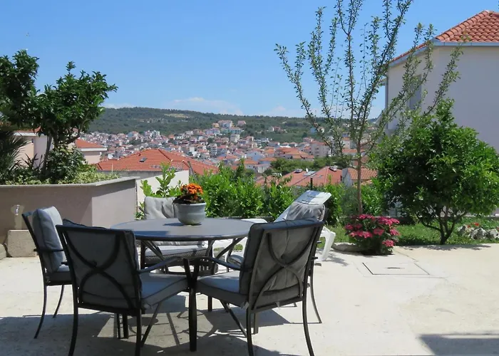 Andrea Trogir