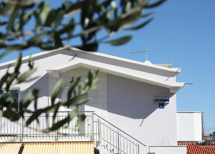 Apartment Andrea Trogir